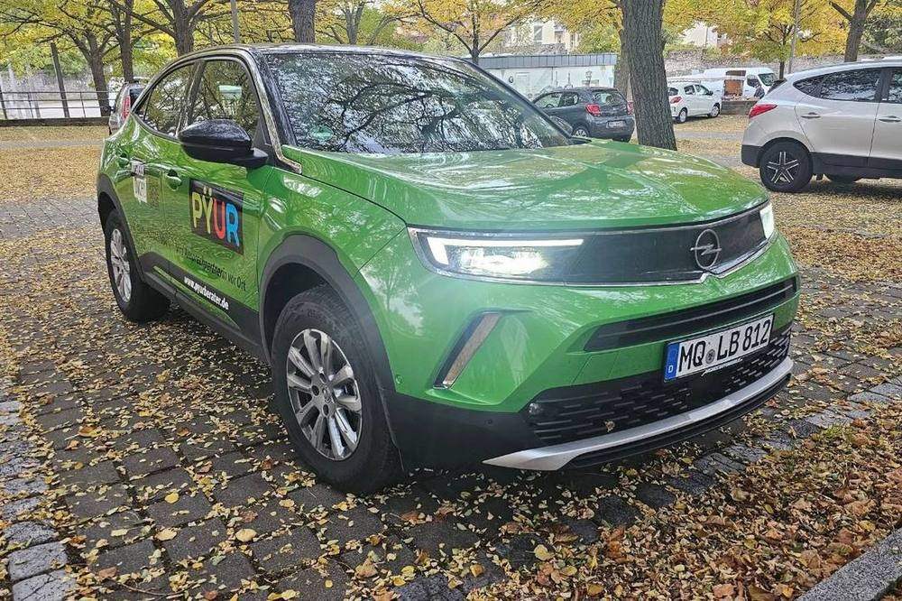 Beschriftetes Fahrzeug
